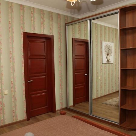 Apartments On Moskovskaya Street Dnipro Extérieur photo